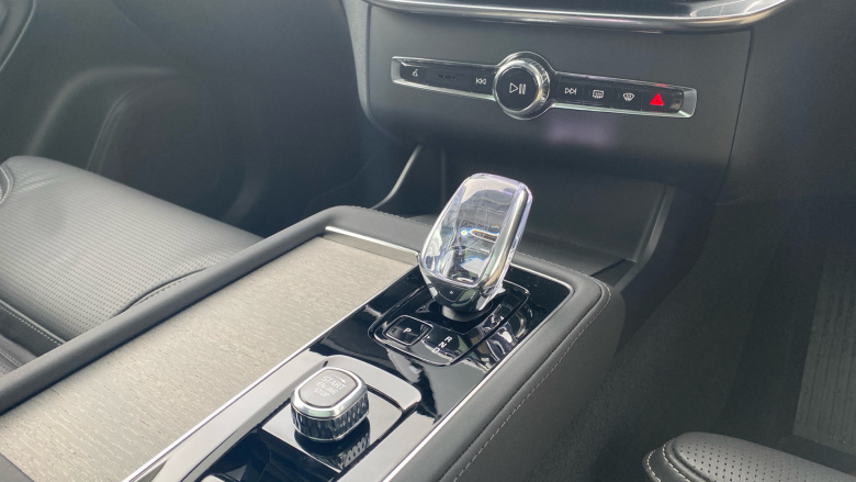 Volvo XC90 2.0 B5P Ultra Dark 5dr AWD Geartronic Petrol Estate